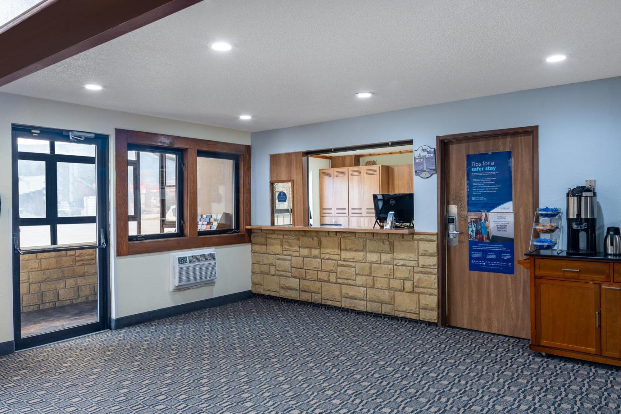 Super 8 By Wyndham Livingston Yellowstone Kültér fotó